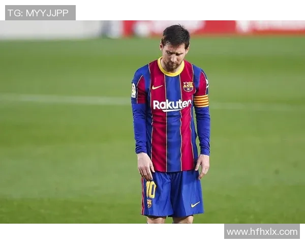 梅西带伤输球，巴萨主帅怒批裁判：判罚带有明显偏向