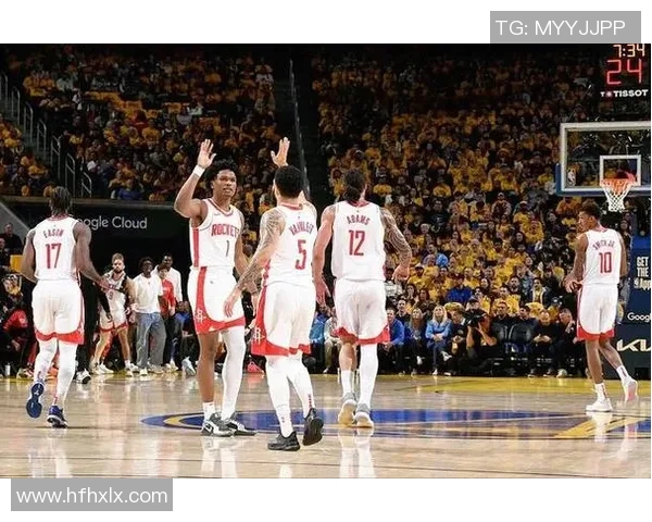 火箭宣布重组阵容，引援战略受到球迷关注