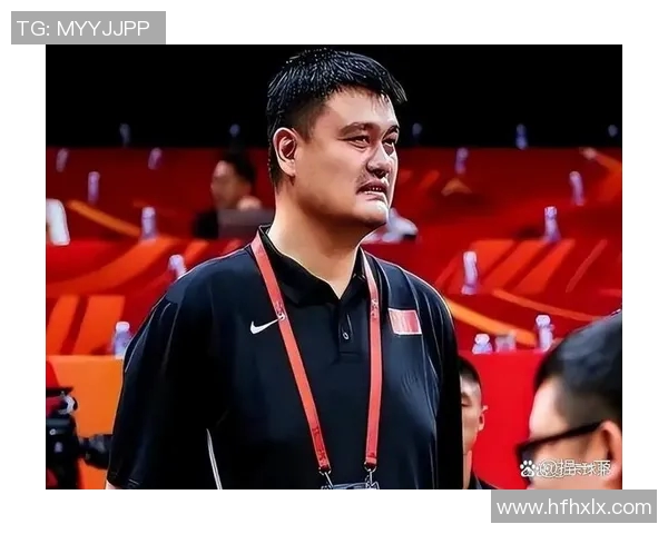 猫王在音乐盛会上畅谈姚明的篮球传奇与文化影响力